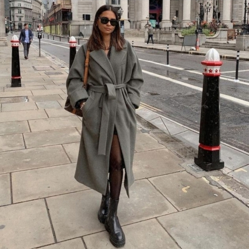 Elegant Gray Women's Coat
